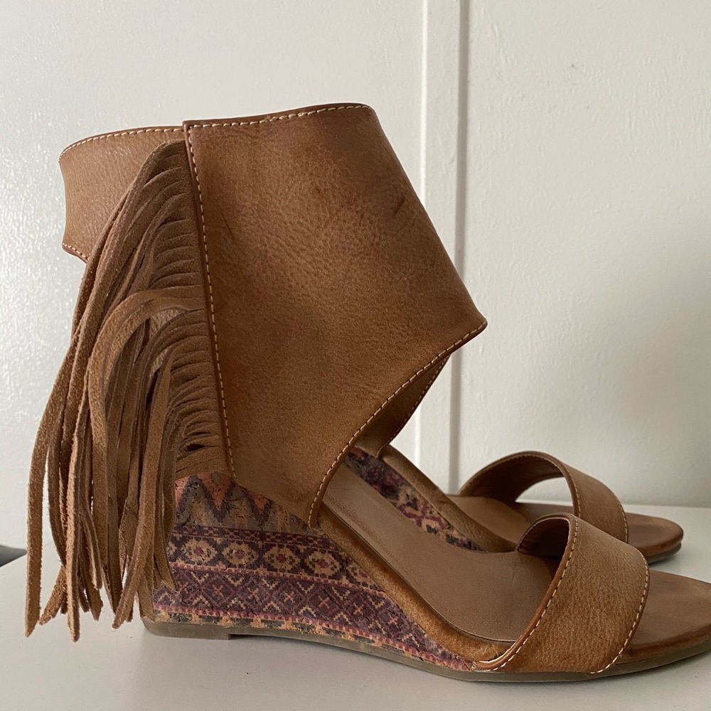 Fringed Printed Heel Wedge Sandals